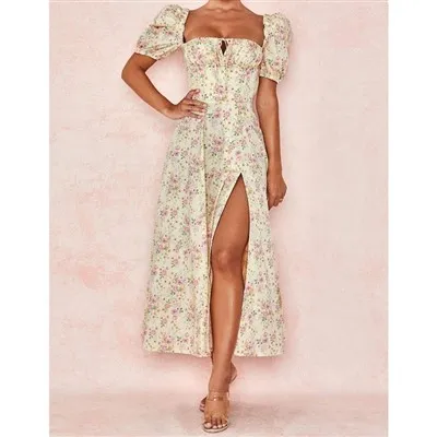 Abiti lunghi a trapezio con maniche a sbuffo